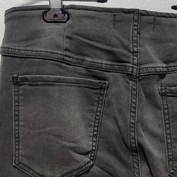 WE THE FREE BOHEMIAN SOUTHWESTERN COASTAL COWGIRL FLARED LEG BLACK DENIM JEAN 29 - Picture 6 of 12